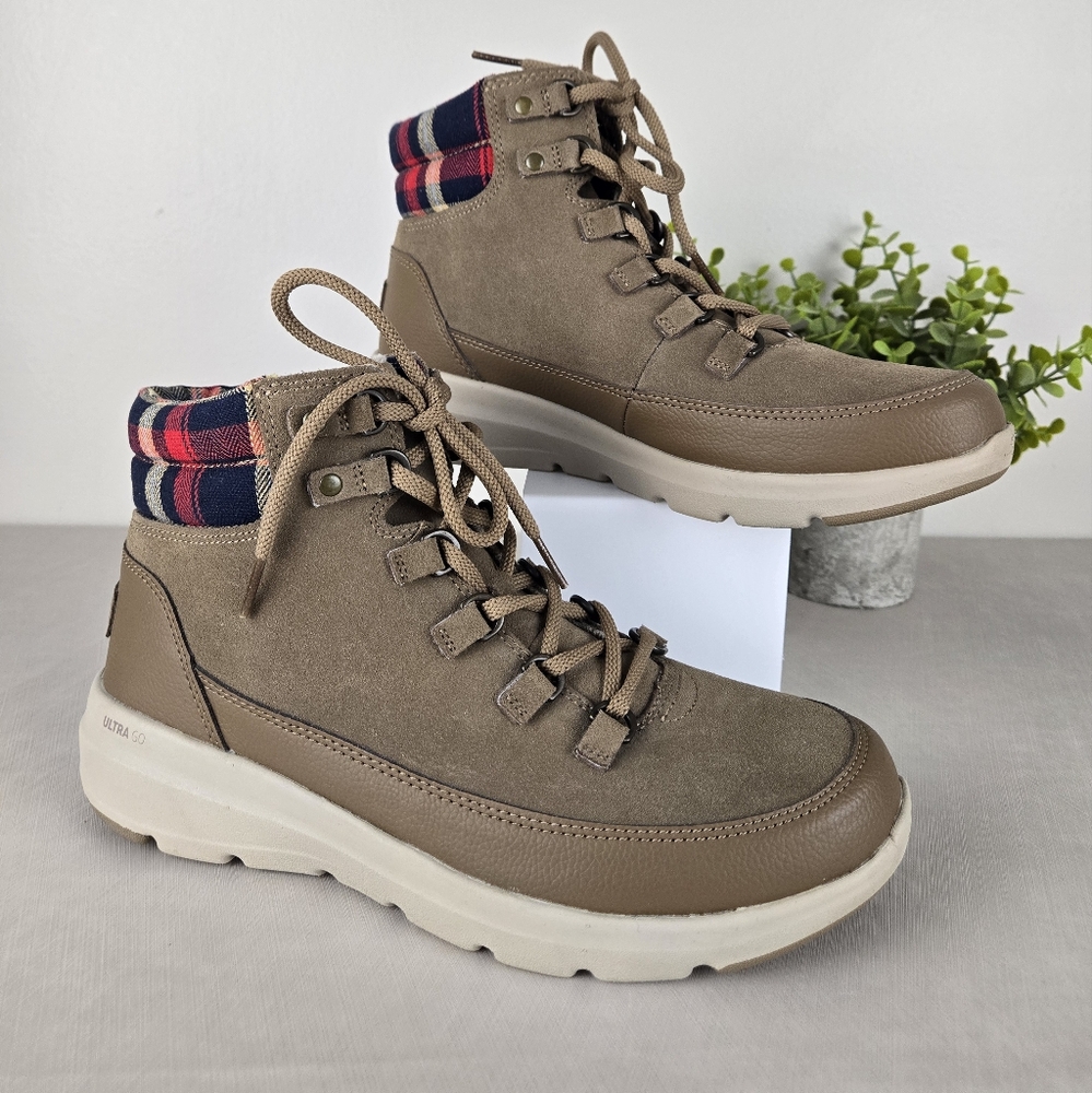 Skechers On the Go Joy Women's Boots, Size 8.5 Tan Ankle